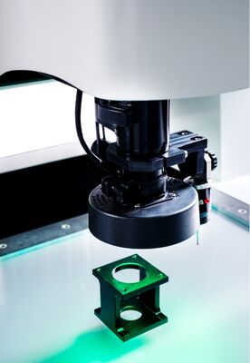 0.01μm Absolute schaal CNC-optisch inspectiesysteem dat zorgt voor nauwkeurige dimensionale inspectie en productiebewaking